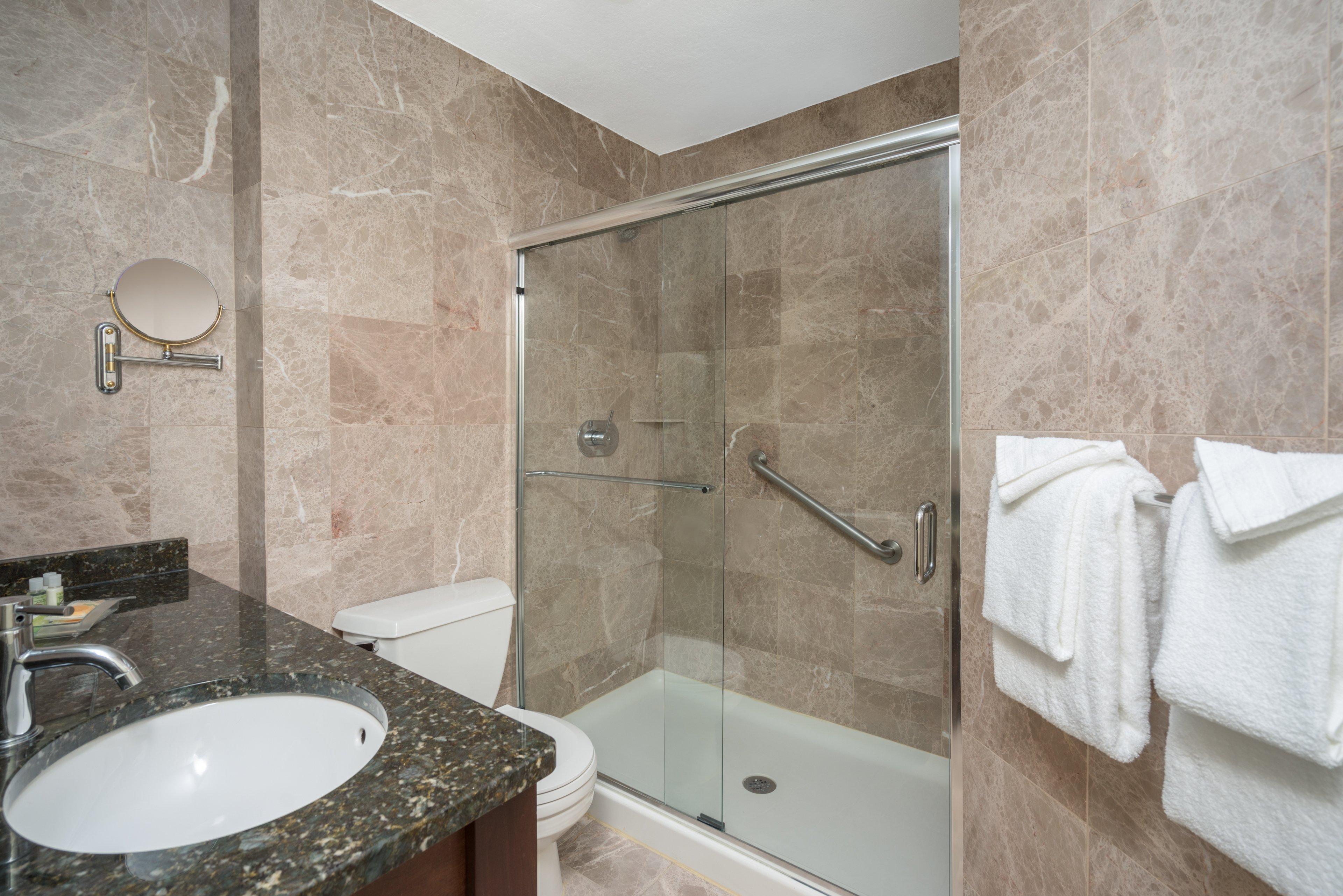 Holiday Inn Cape Cod - Hyannis By Ihg Exterior photo