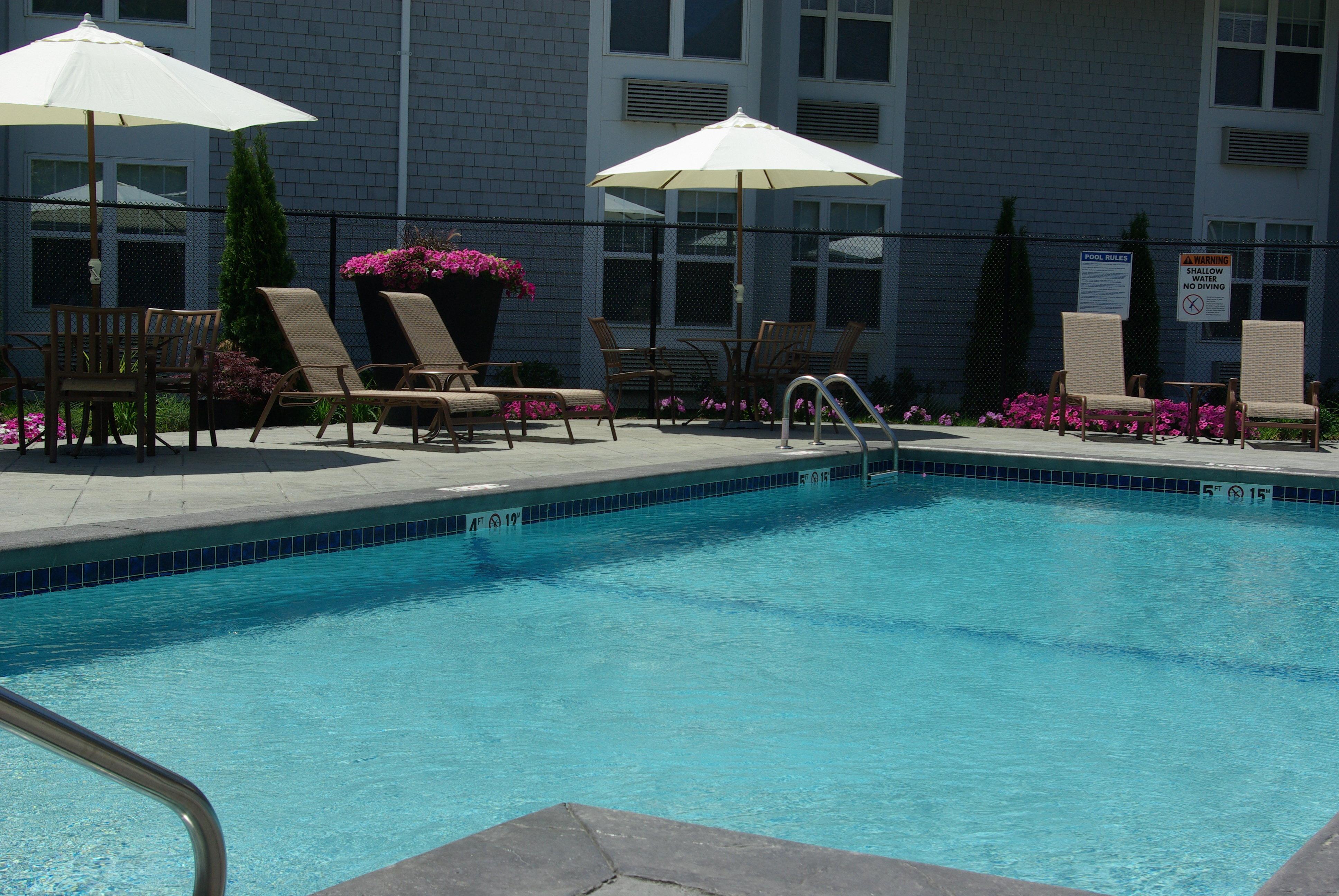 Holiday Inn Cape Cod - Hyannis By Ihg Exterior photo
