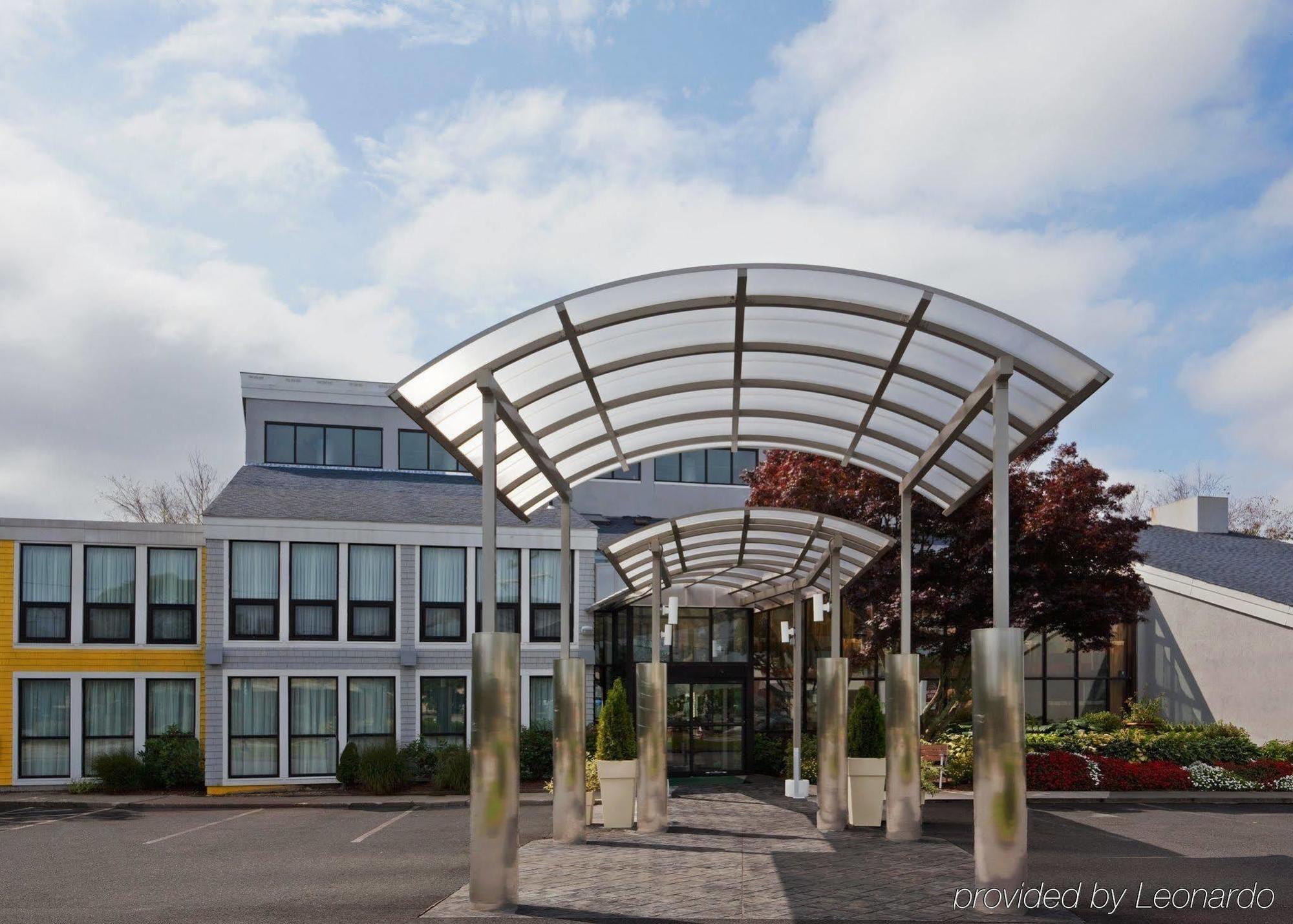Holiday Inn Cape Cod - Hyannis By Ihg Exterior photo