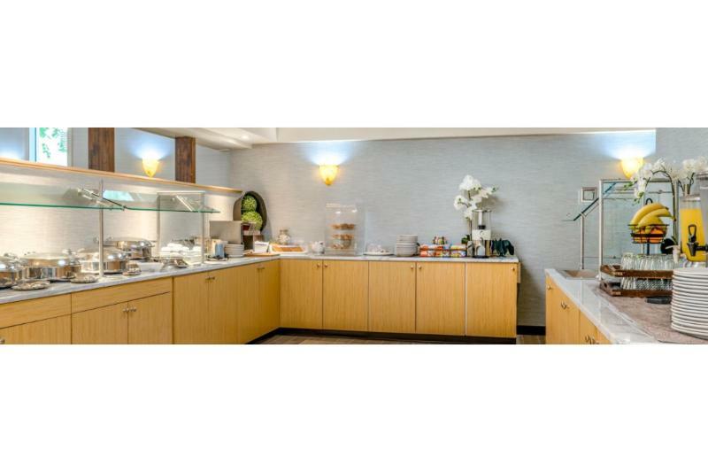 Holiday Inn Cape Cod - Hyannis By Ihg Exterior photo
